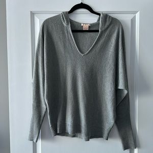 Hooded grey sweater